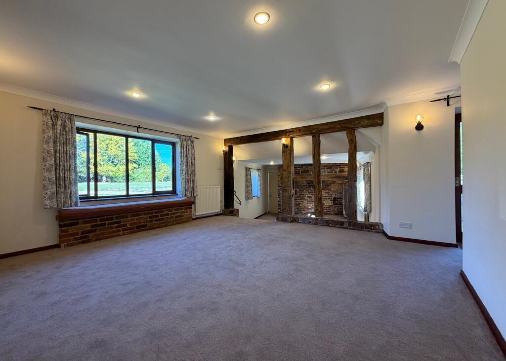 House in Redhill - View 5