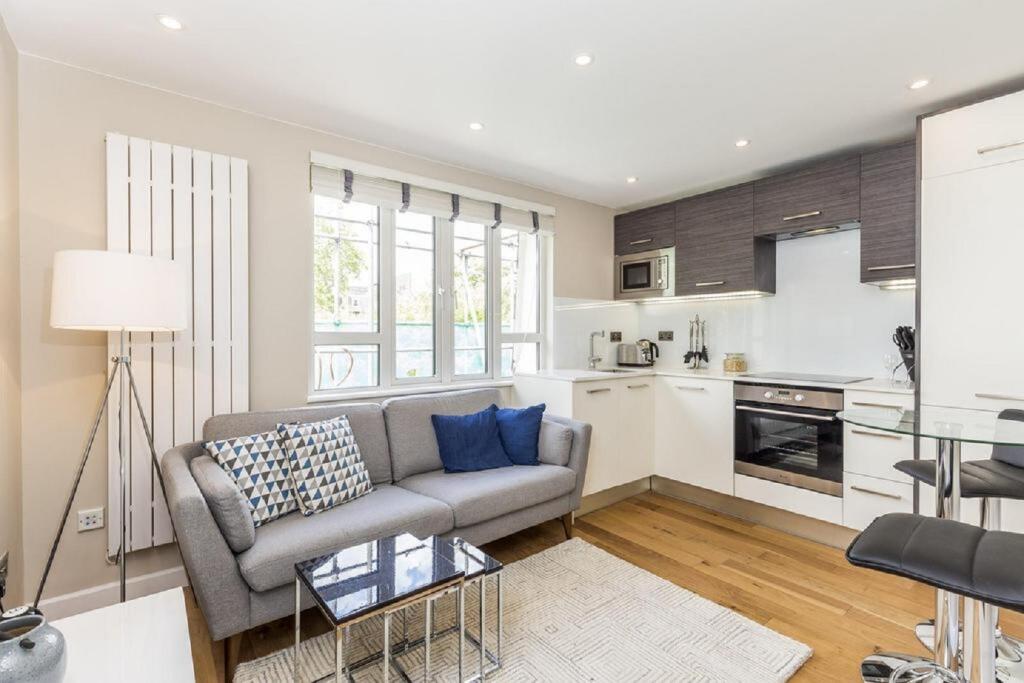 Main image of property: Sussex Gardens, London, W2