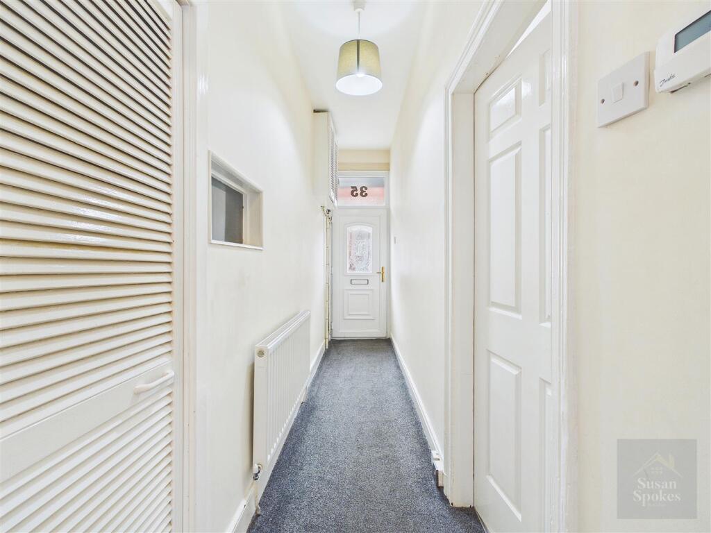 Apartment in Newcastle upon Tyne - View 5