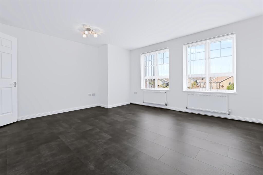Apartment in Kirkcaldy - View 5