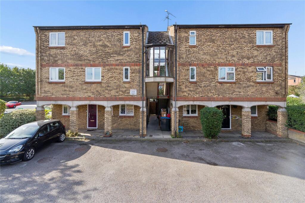 Main image of property: Riffams Drive, Basildon, Essex, SS13