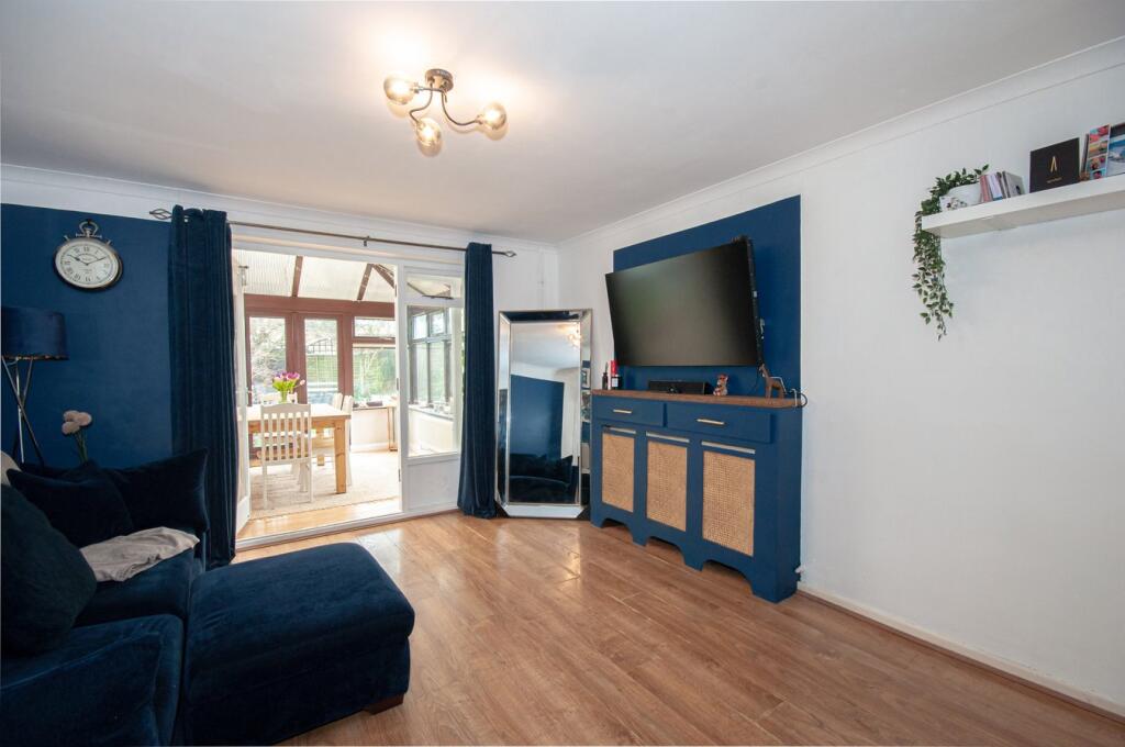 Raphael Drive, Chelmsford, CM1 photo 4