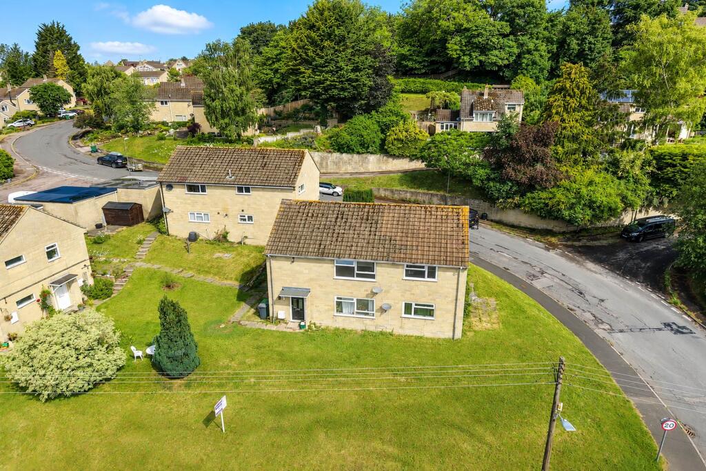 Main image of property: Peghouse Rise, Stroud