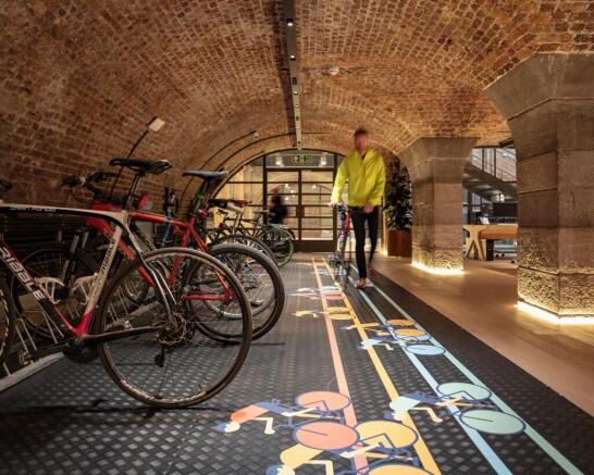 Pennington Street Warehouse Bike Store  JTP  Fotohaus.jpg