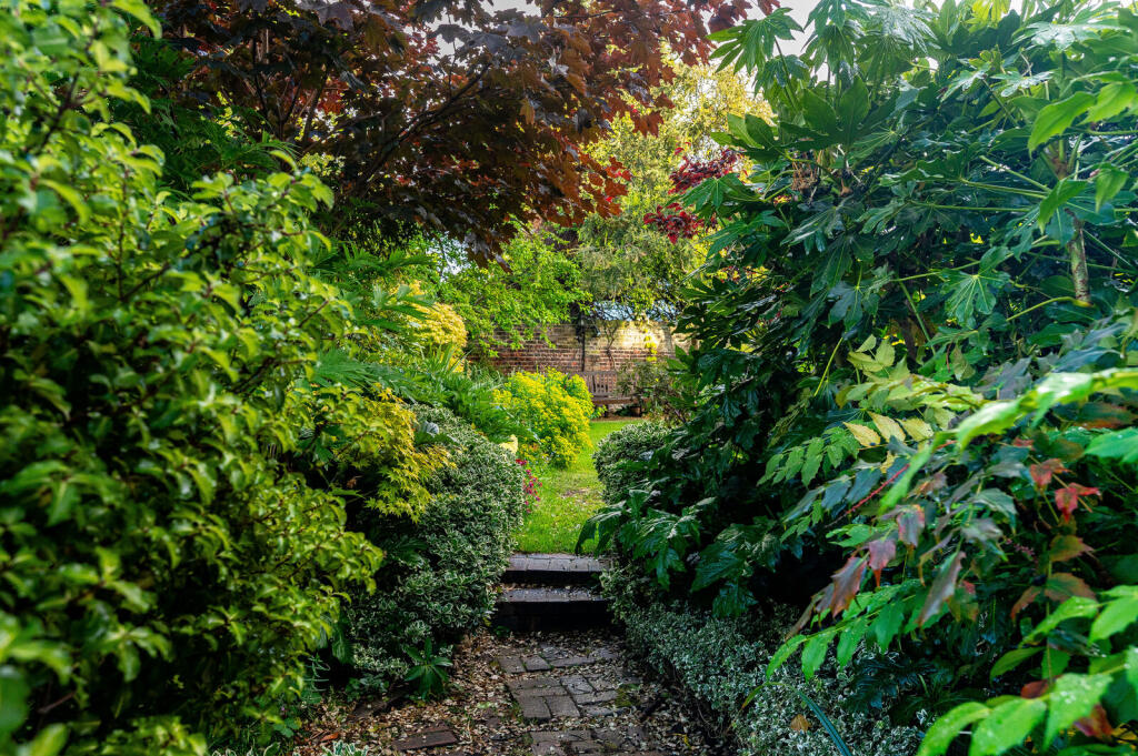 House in London - View 4