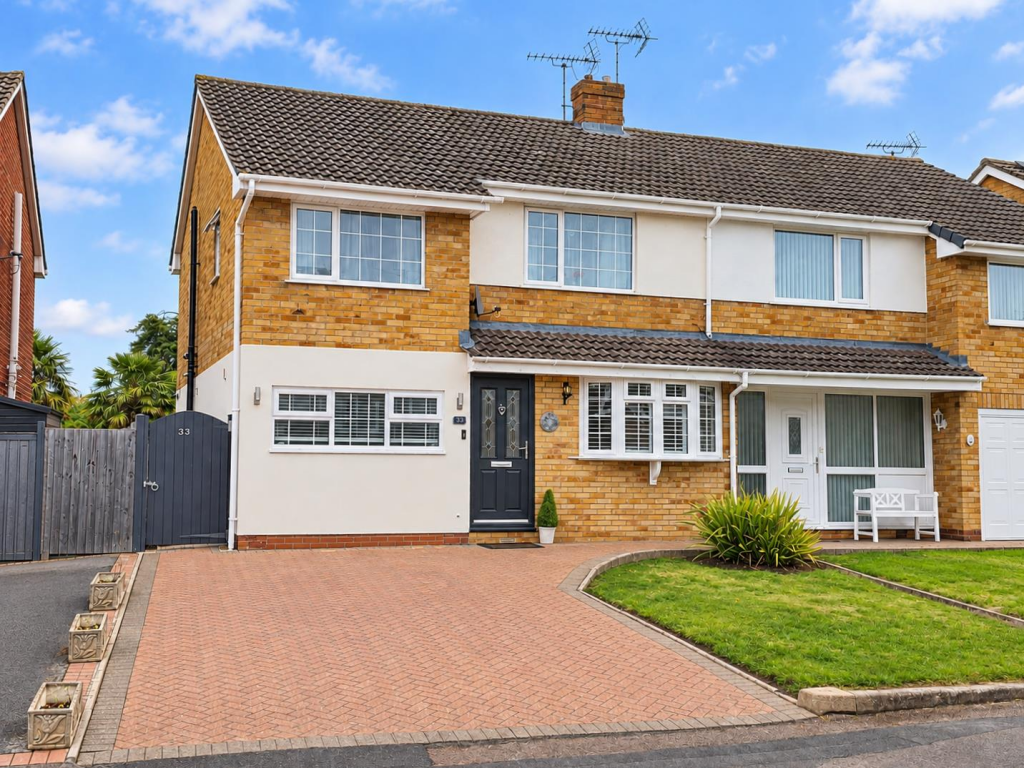 Main image of property: Fieldcote Drive, Hucclecote, Gloucester