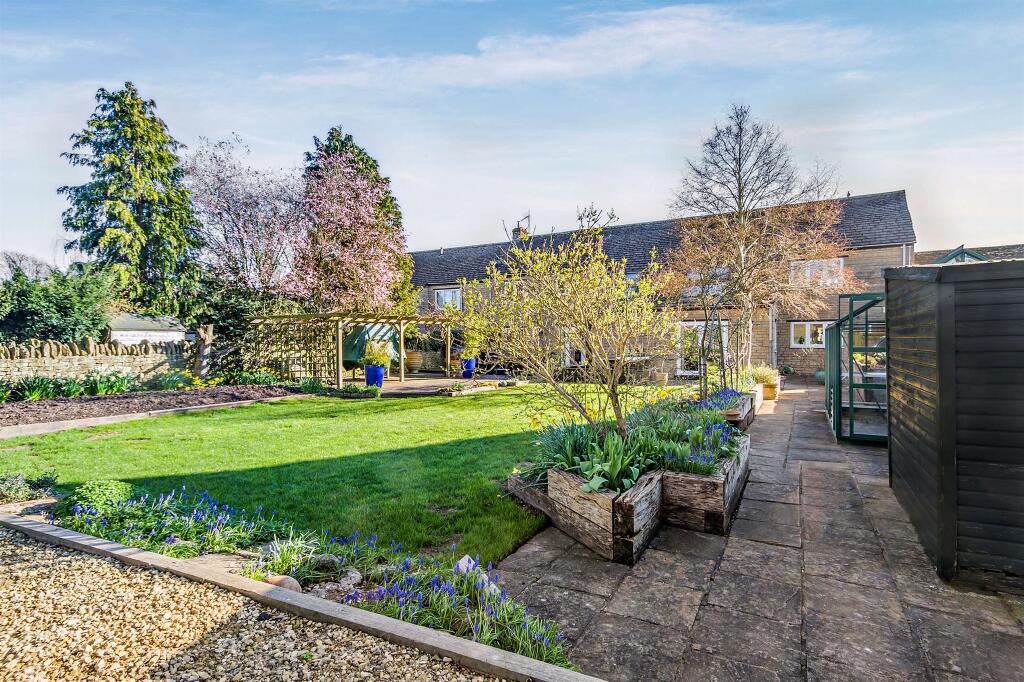Main image of property: Manor Farm, Apethorpe, Peterborough