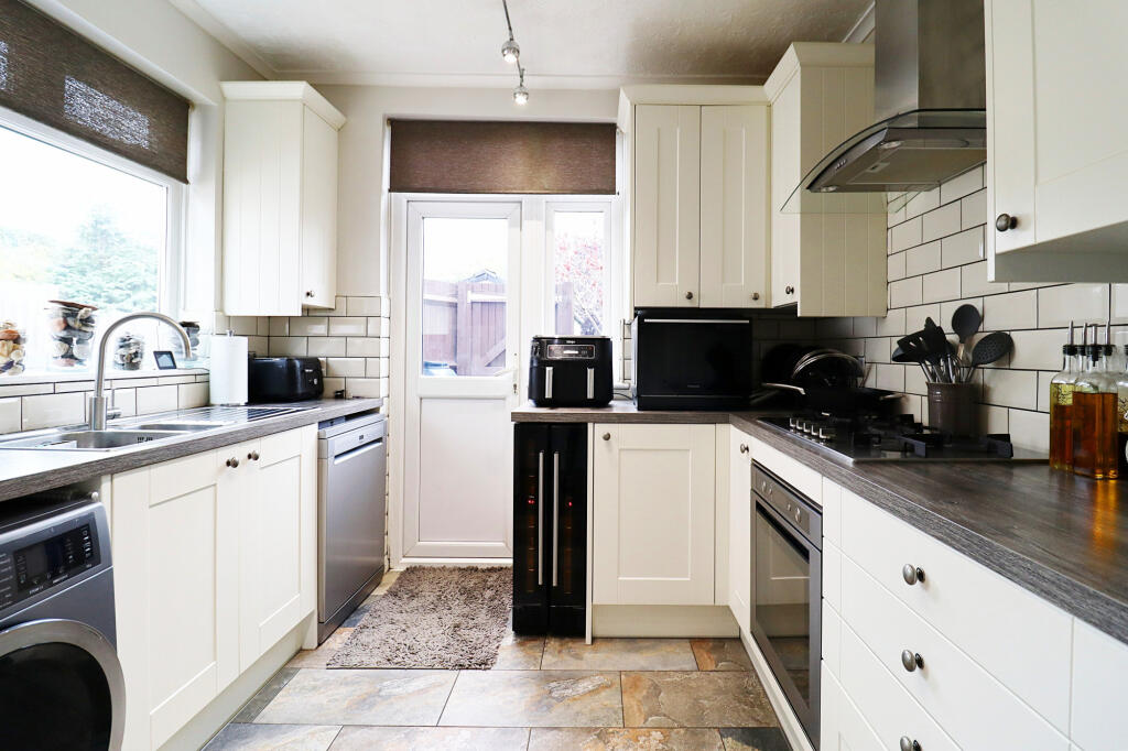 House in Bromley - View 4