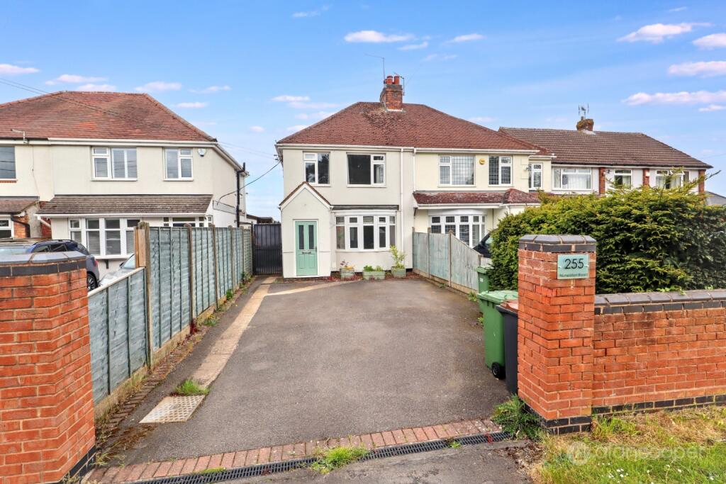 Main image of property: Nuneaton Road, Bulkington, CV12 9RZ