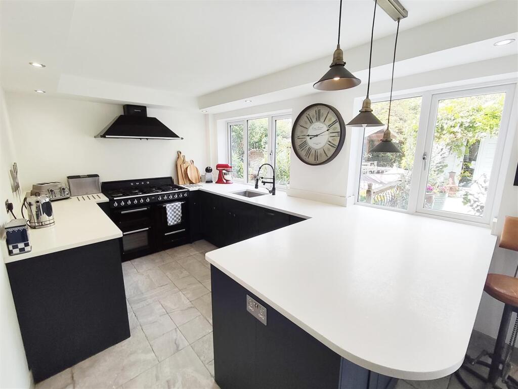 House in South Holland, Crowland - More