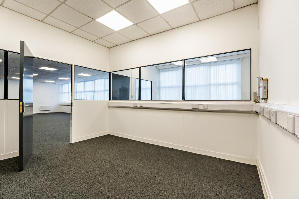 EDIT_8638824-20250312_Birtley_Business_Centre_19_Final-800.jpg