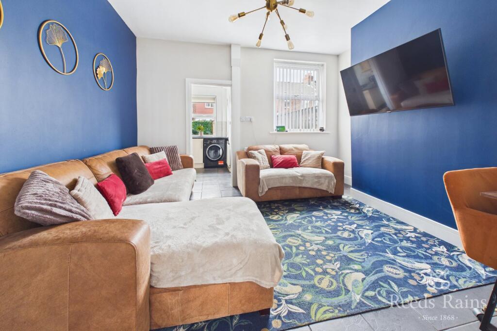 House in Wakefield - View 5