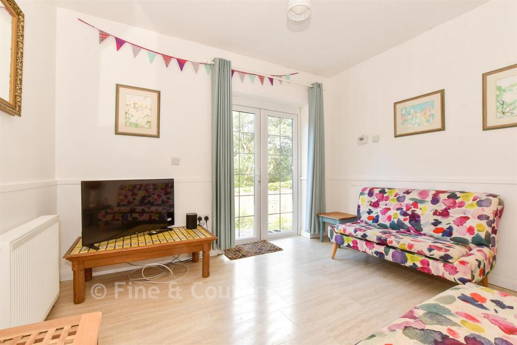 House in Ryde, Fishbourne - View 3