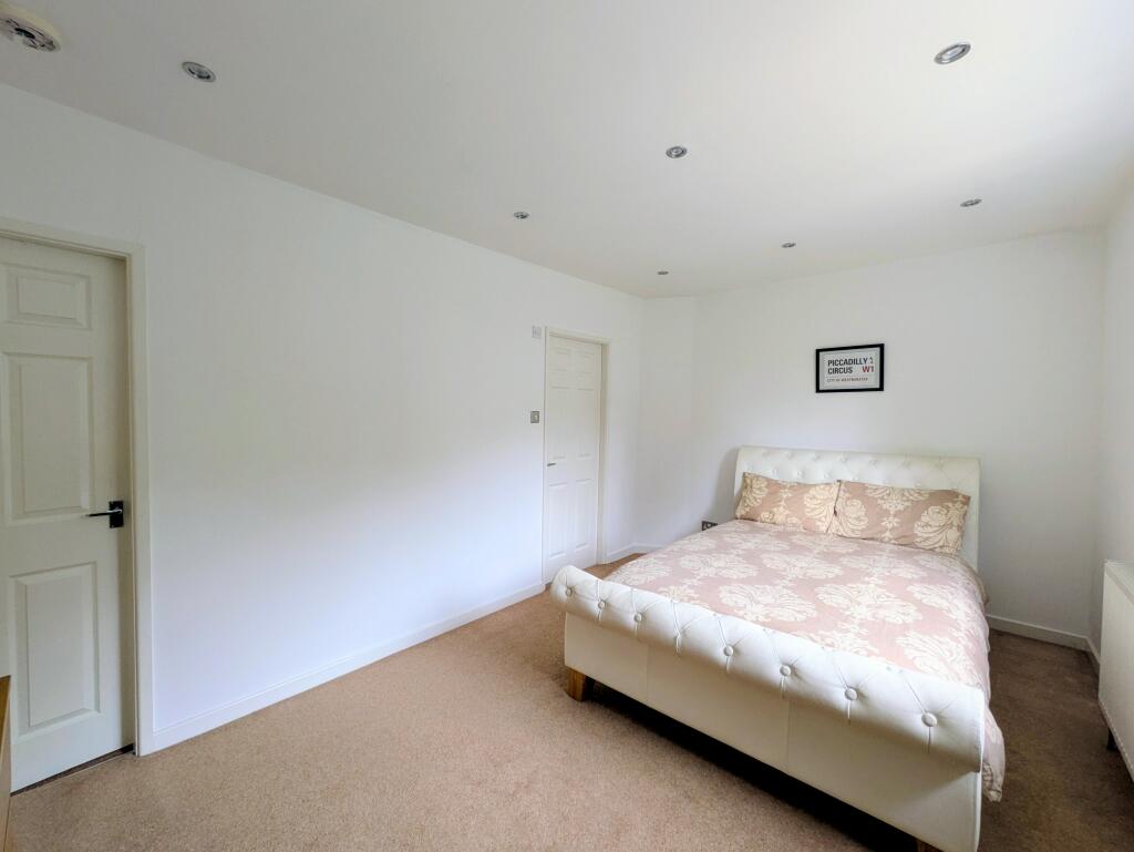 Additional image 17 of Haworth Road, Bradford, BD9