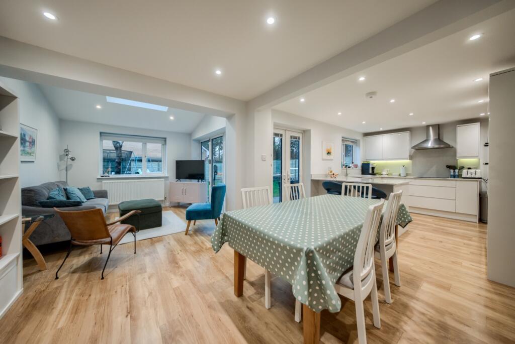 Main image of property: Aintree Road, Stratford-upon-Avon, CV37