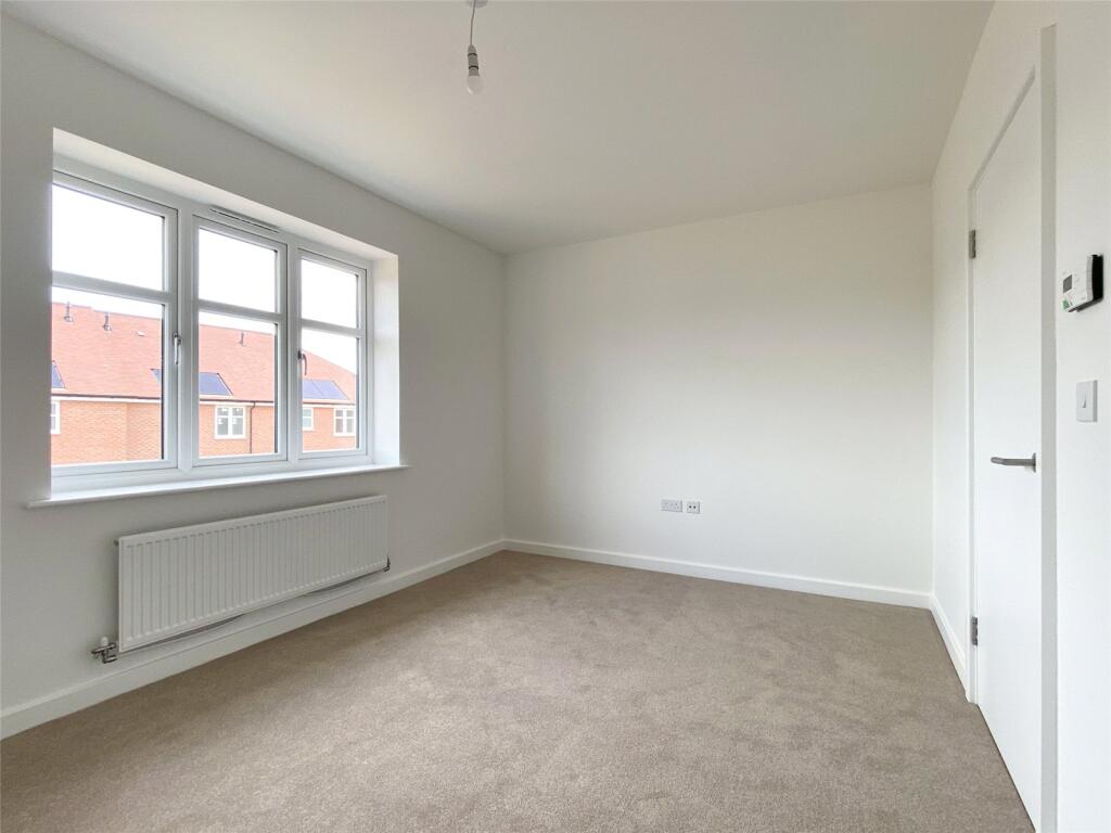 House in Waverley, Leighwood Fields, Cranleigh - More