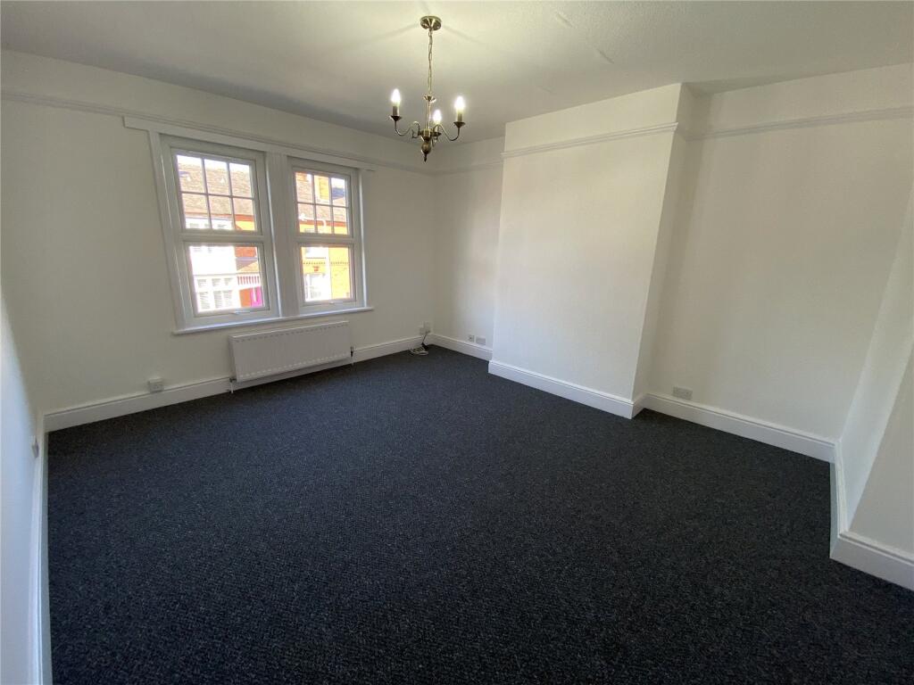Apartment in Newark and Sherwood, Newark - View 4