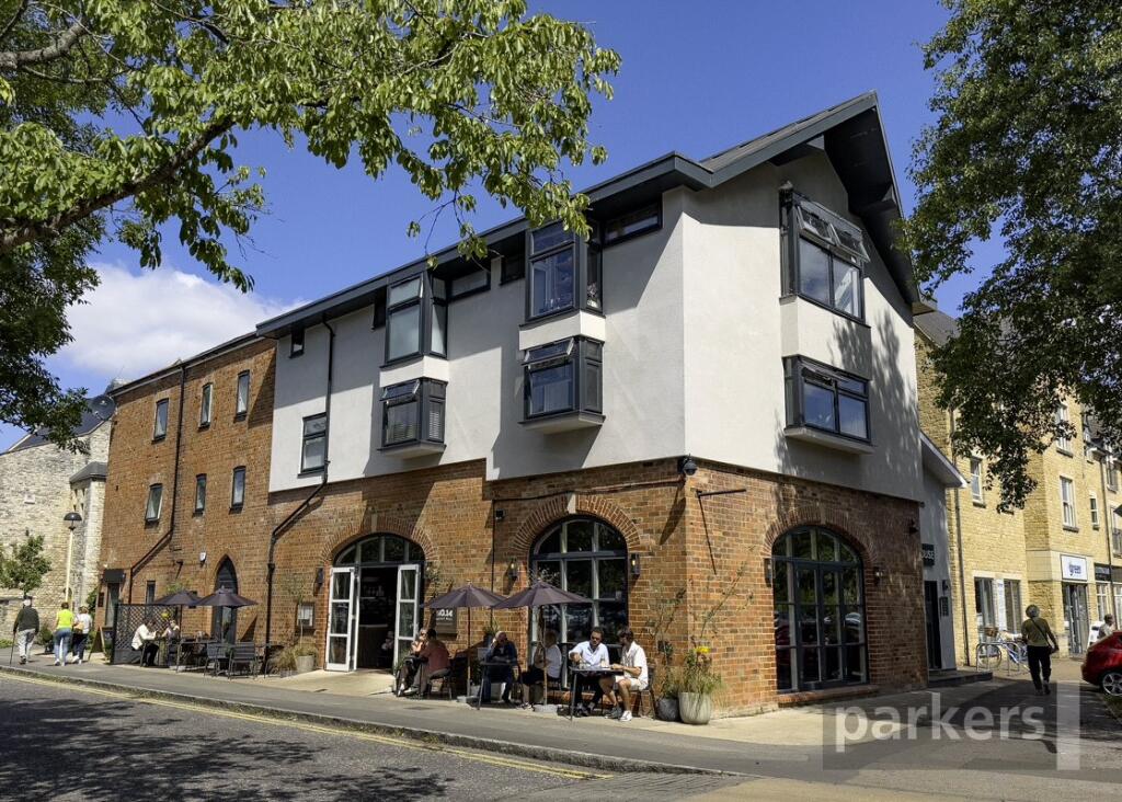 Main image of property: Mill Walk, Witney, Oxfordshire, OX28