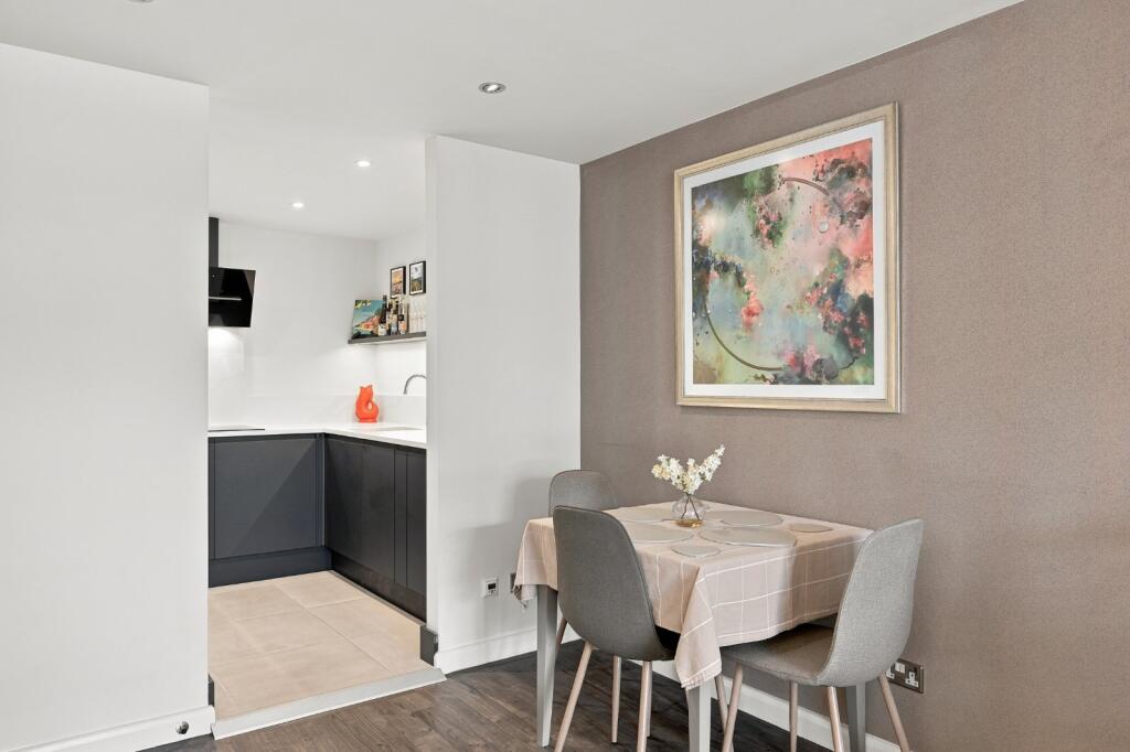 Apartment in York - View 5
