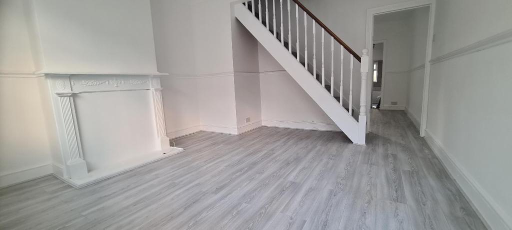 House in Rochester - View 4