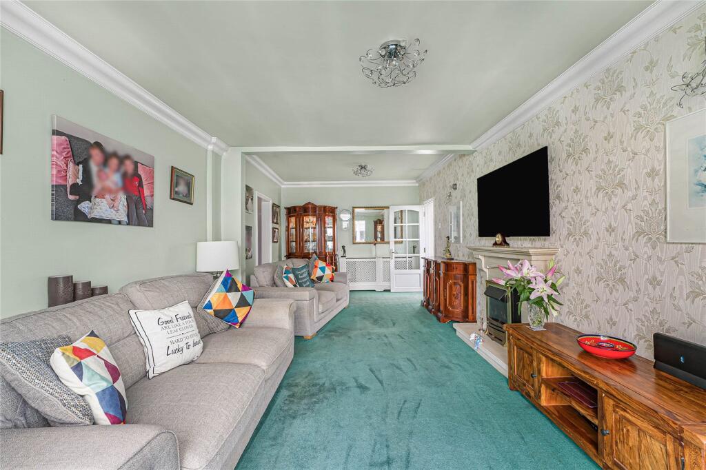 House in Dartford, Stone - View 3