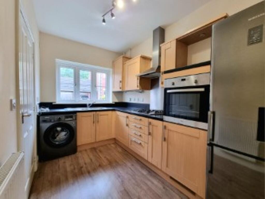 House in Coity, Parc Derwen - More