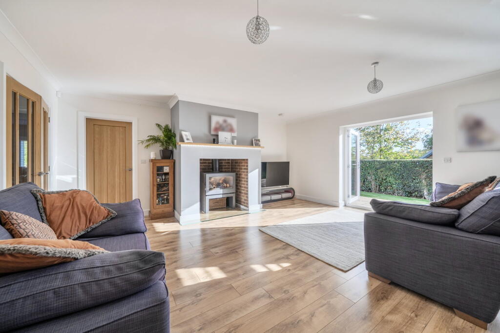 House in Eastleigh, Fair Oak and Horton Heath - View 5