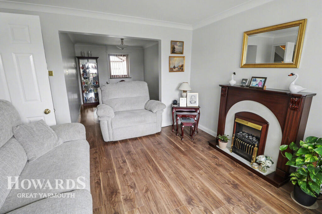 Mountbatten Way, Caister-on-Sea photo 4