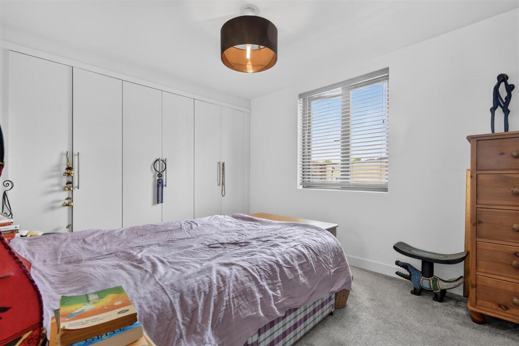 Apartment in York - View 5