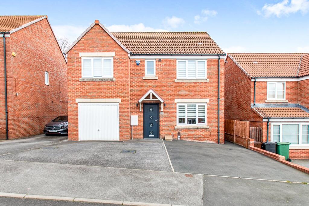 Main image of property: Seven Hill Way, Morley, Leeds, West Yorkshire, LS27
