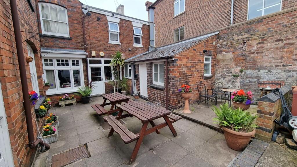 Main image of property: High Street, Dudley, West Midlands