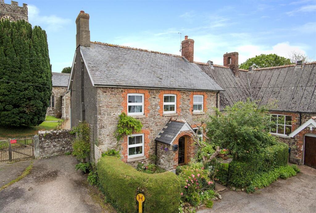 Main image of property: Coldridge, Crediton, EX17