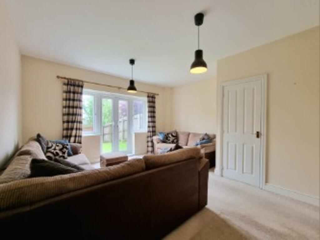 House in Coity, Parc Derwen - View 2