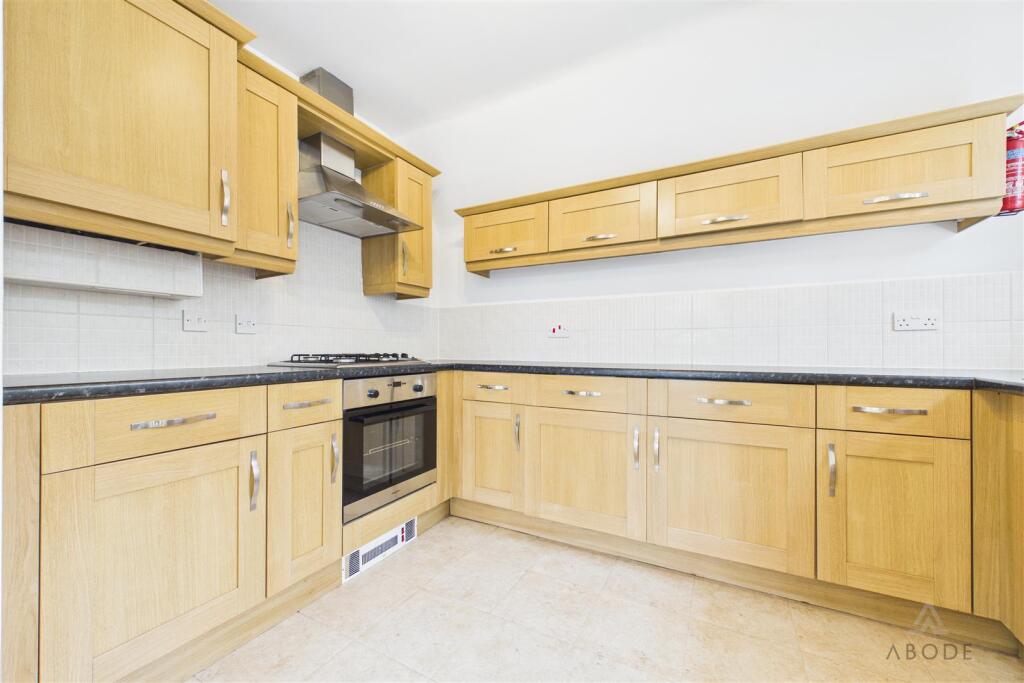 Apartment in Stoke-on-Trent - More