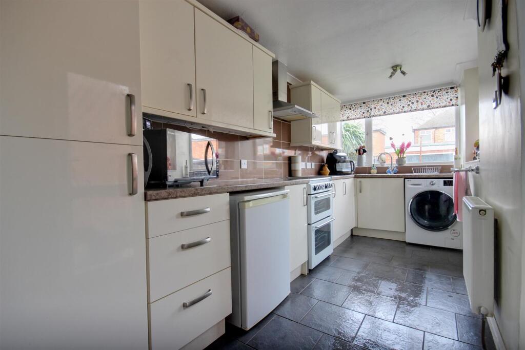 House in Anlaby - View 4