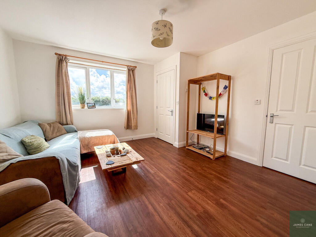 House in Truro - View 5
