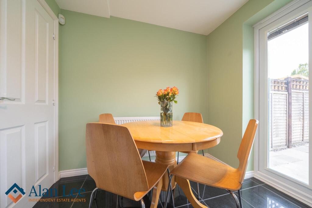 House in Stockport - View 5