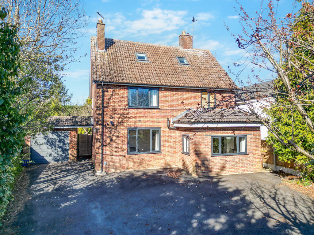 Main image of property: Patching Hall Lane, Chelmsford