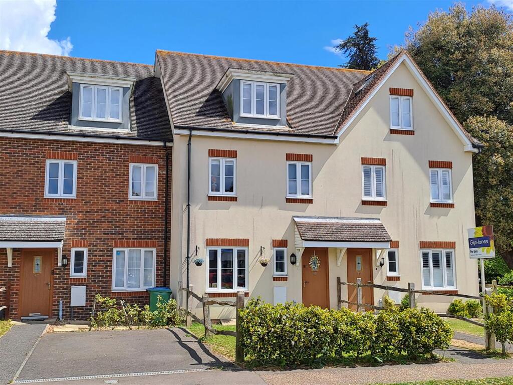 Main image of property: Woodlands Avenue, Rustington