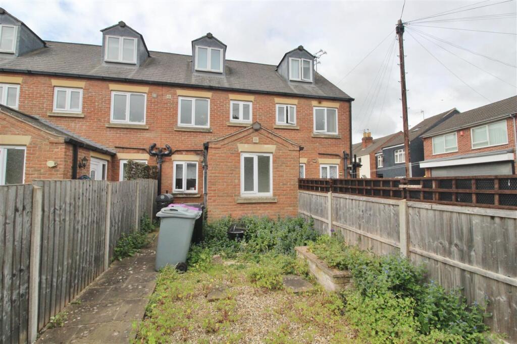 House in South Kesteven, Grantham - View 3