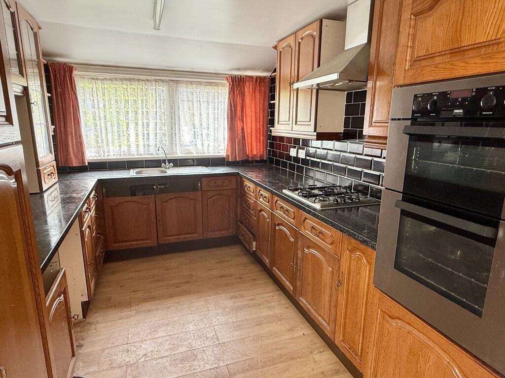 Park Place, Merthyr Tydfil, South Glamorgan, Merthyr Tydfil (County of), CF47 photo 4