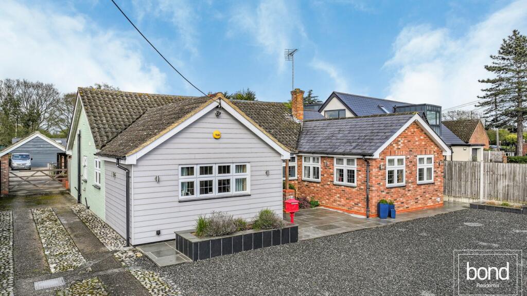 Main image of property: Peartree Lane, Danbury, Chelmsford, CM3