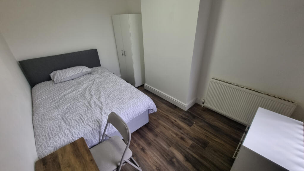 4 bedroom terraced house for rent