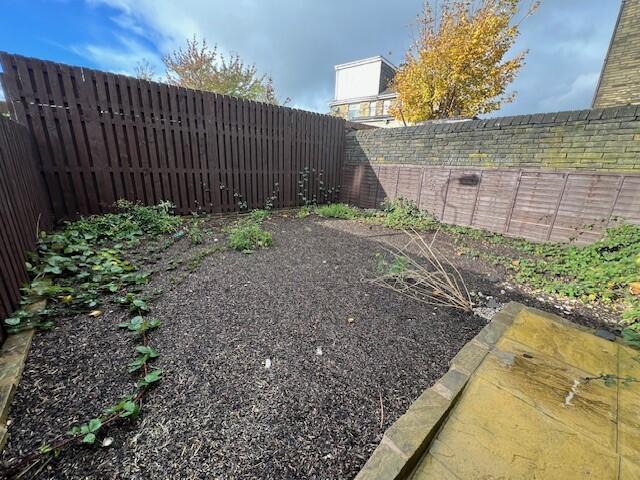 Additional image 17 of Cemetery Road, Bradford