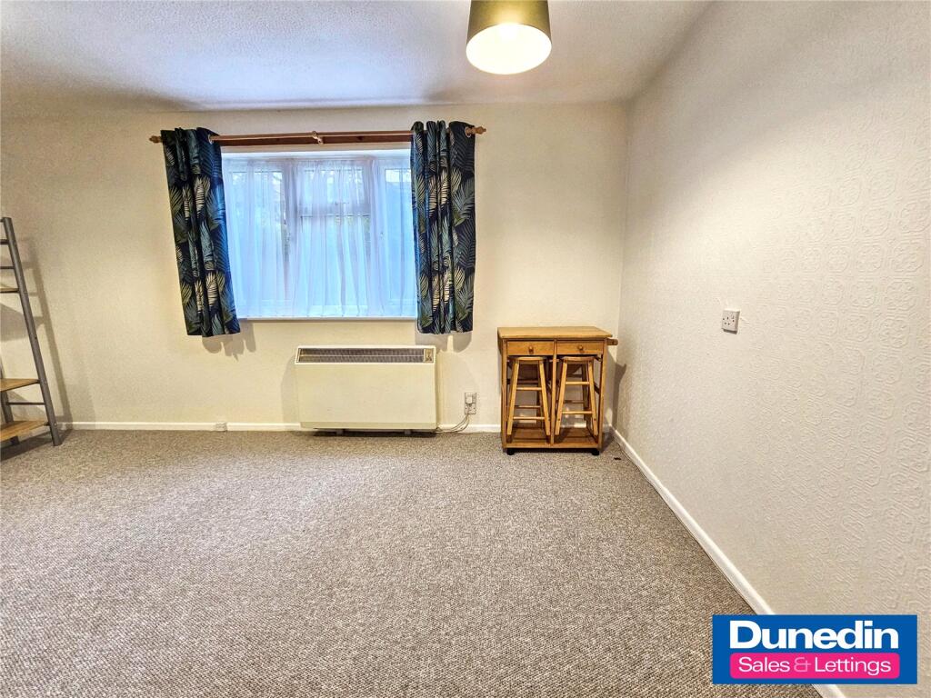Rednal Mill Drive, Rubery, B45 photo 5