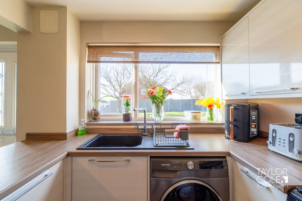 Additional image 4 of Swift, Tamworth