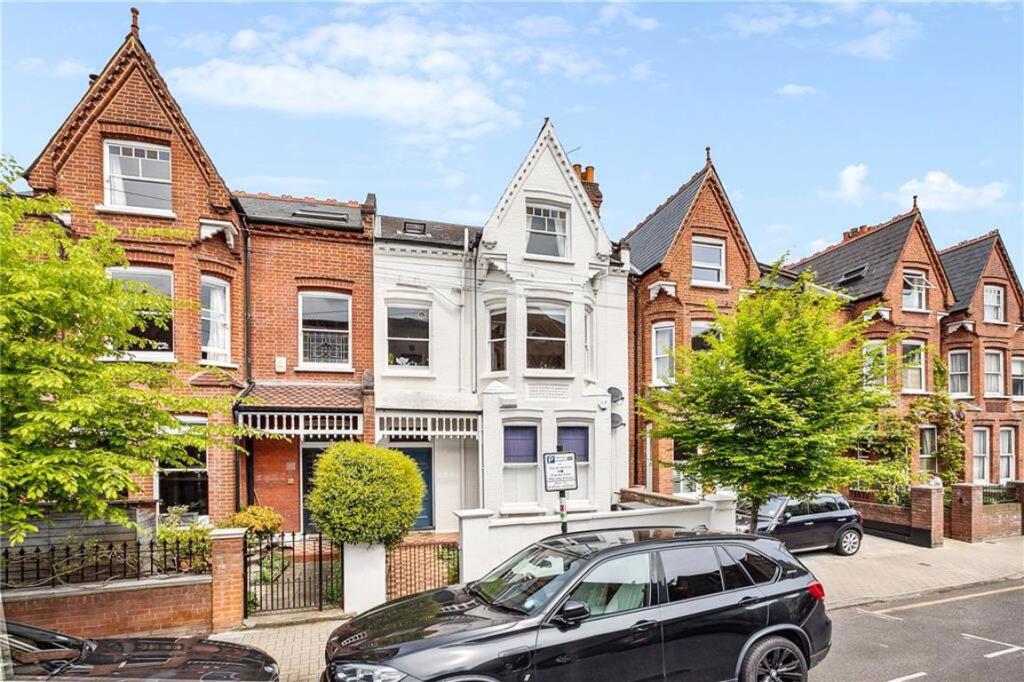 Main image of property: Malwood Road, Balham