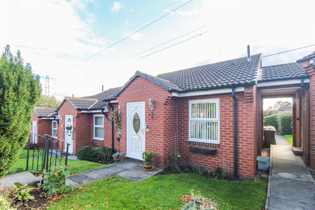 2-bed bungalow on Holly Court, Outwood, Wakefield, £169,950