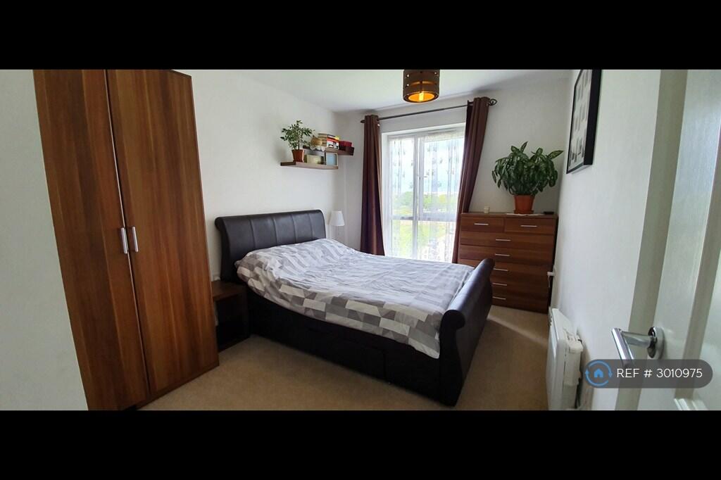 Apartment in Dartford - View 3