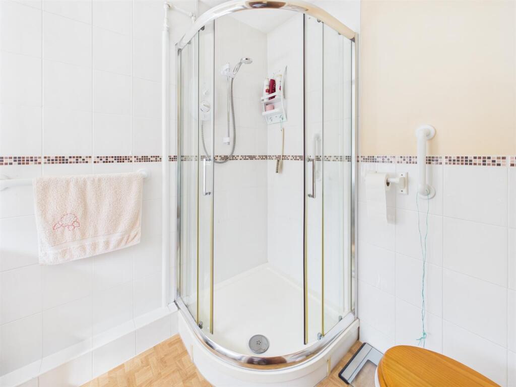 Apartment in Gloucester, Kingsholm - More